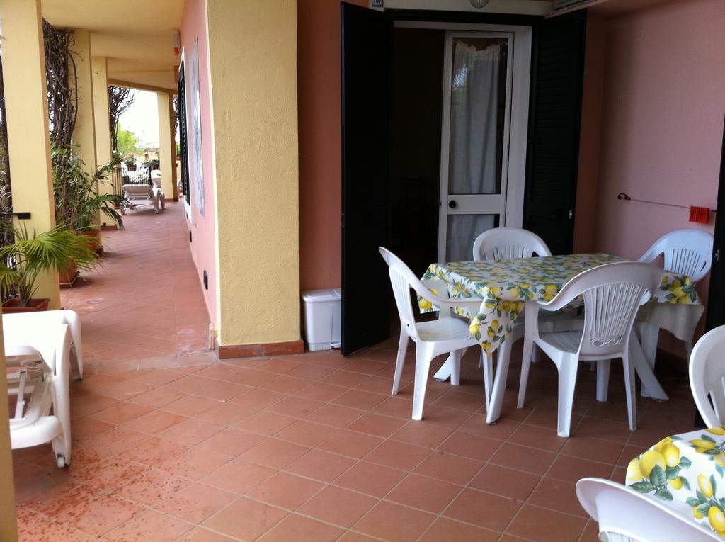 Domus De Janas Sul Mare Hotel Bari Sardo Exterior photo